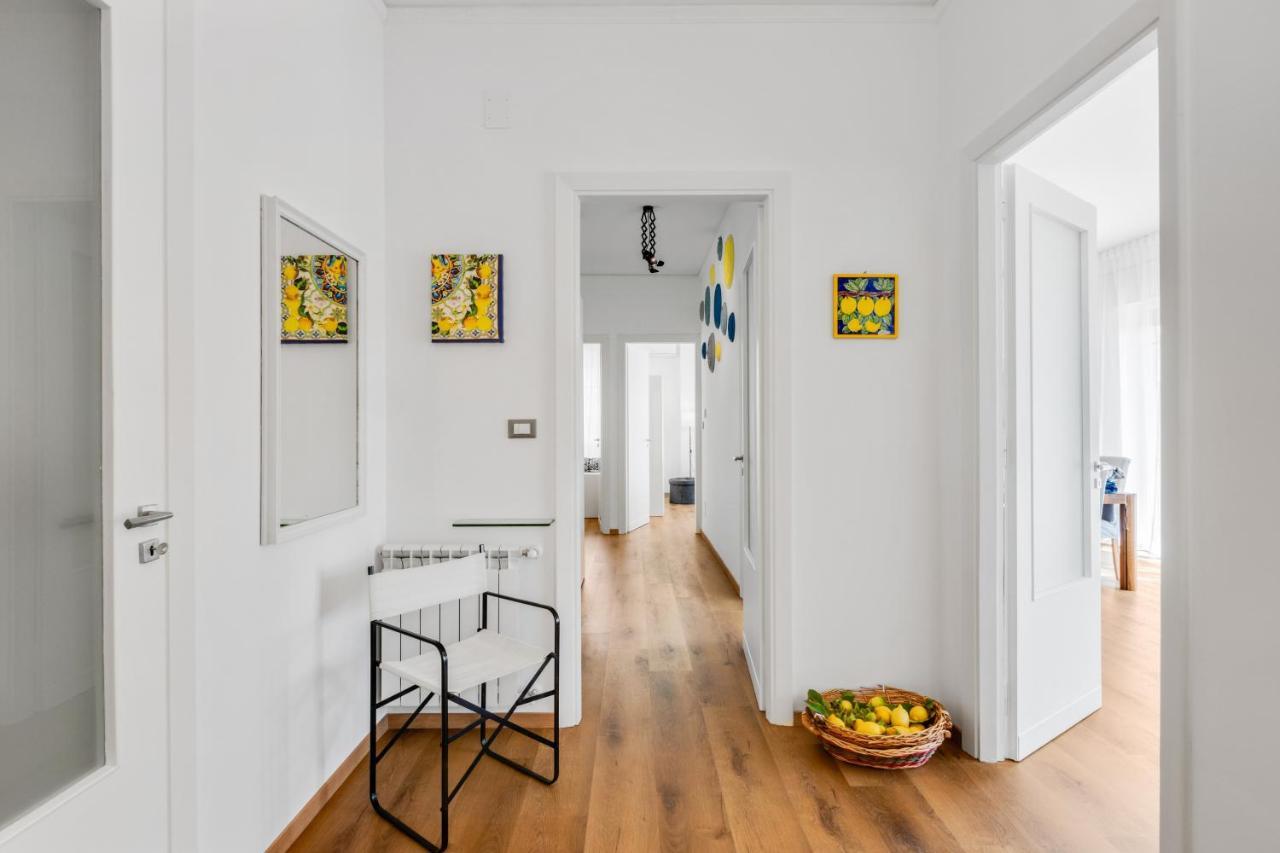 Residenza Dei Poeti - Roomy And Modern Flat Палермо Екстериор снимка