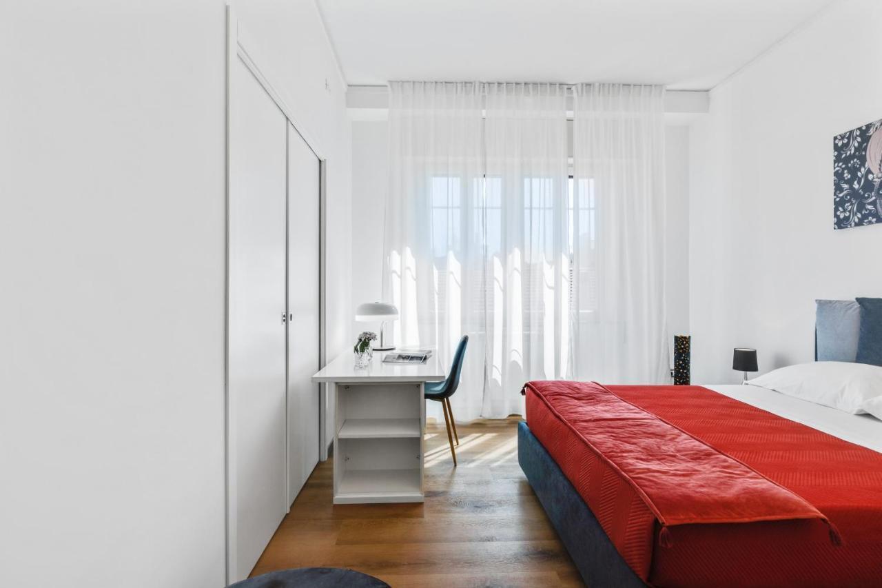 Residenza Dei Poeti - Roomy And Modern Flat Палермо Екстериор снимка