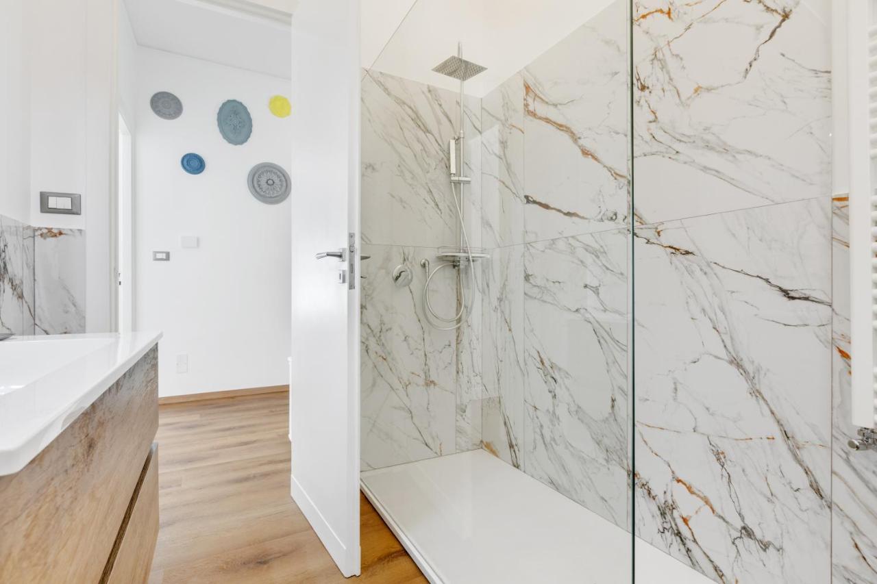 Residenza Dei Poeti - Roomy And Modern Flat Палермо Екстериор снимка